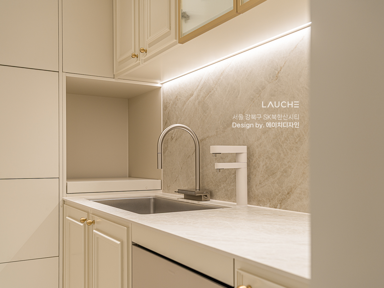https://lauche.co.kr/data/file/m02_01/1935221681_Led5JClH_9e0504e62f8cd42c24f52b9acbcb7ea7432413e8.jpg